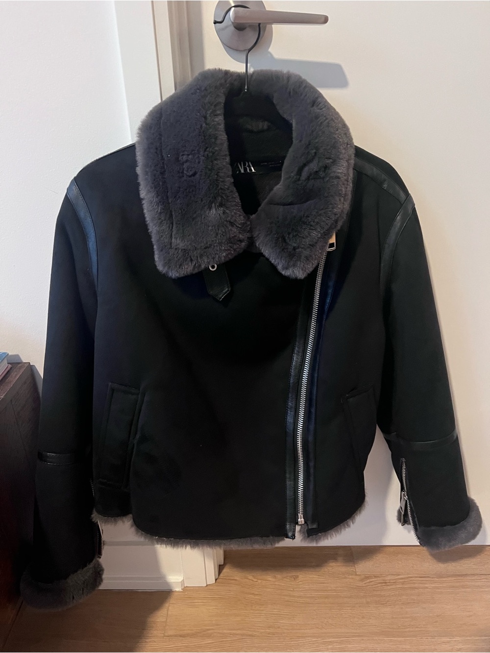 Zara Black Shearling Moto Jacket with Gray Fur Collar